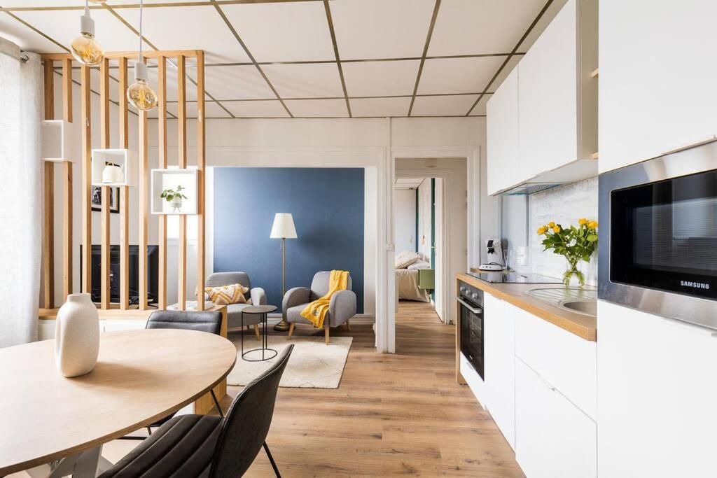Appartement Cozy En Face De La Gare - Saint-Brieuc Exterior foto